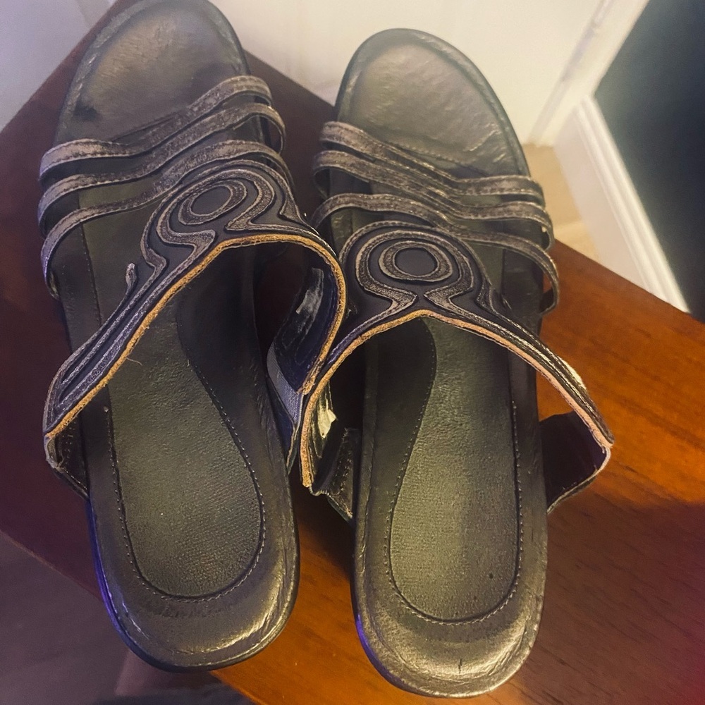 Naot Silver Platform Sandals - image 3